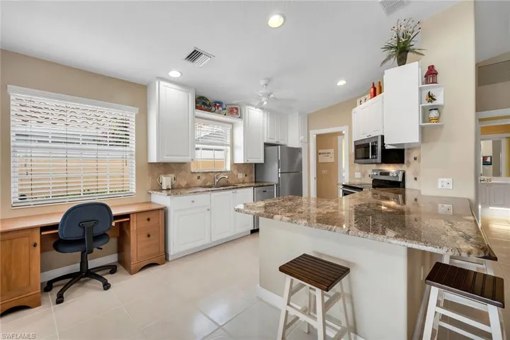 7159  Marconi  CT, Naples, FL 34114