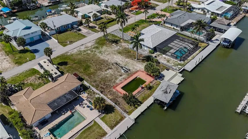 207 Ibis St, Fort Myers Beach, Florida 33931
