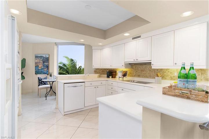 Ample kitchen