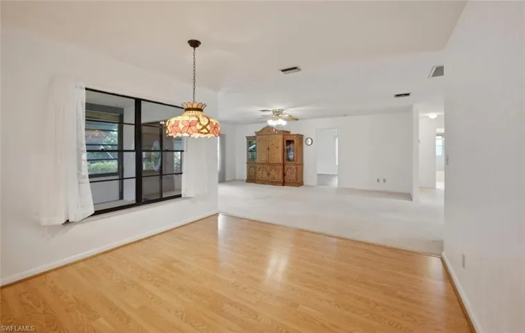 145 Marseille Dr, Naples, Florida 34112