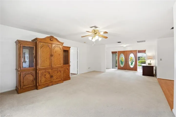 145 Marseille Dr, Naples, Florida 34112