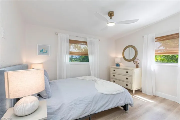 1960 Estey Ave, Naples, Florida 34104