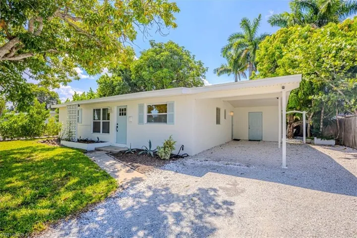 1960 Estey Ave, Naples, Florida 34104
