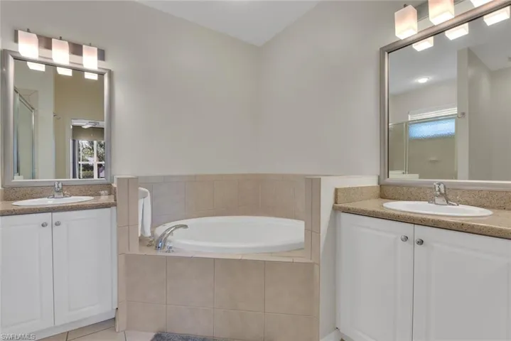 7930  Mahogany Run  LN, Naples, FL 34113
