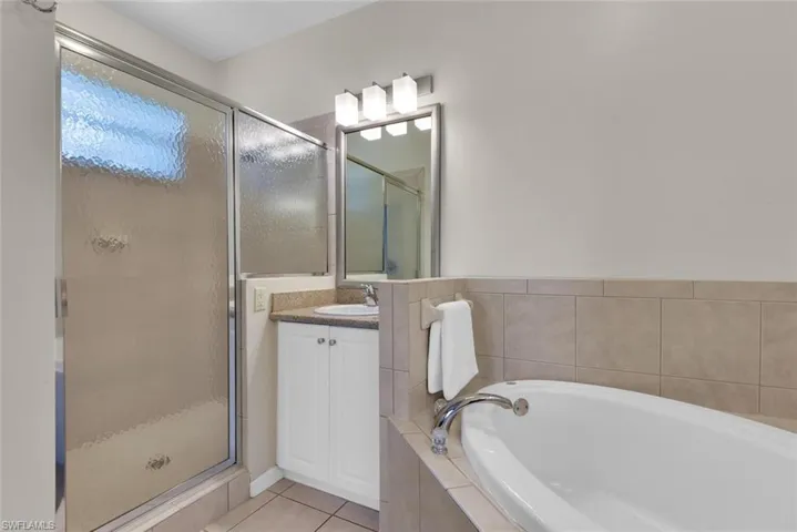 7930  Mahogany Run  LN, Naples, FL 34113