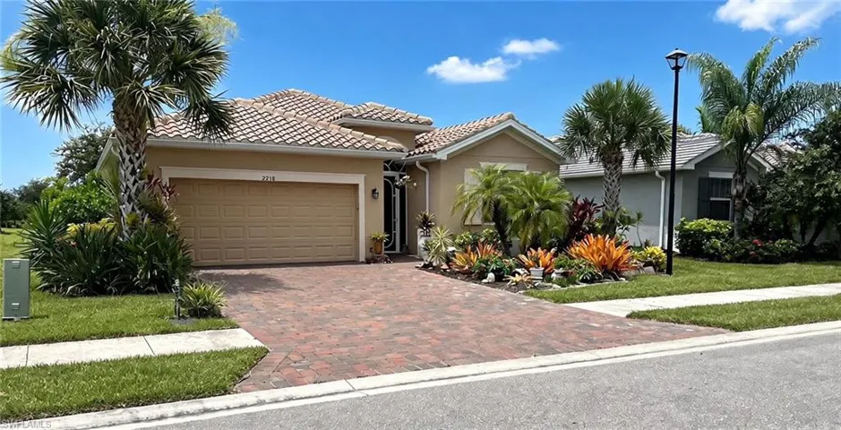 2218 Cara Cara Way, Naples, Florida 34120
