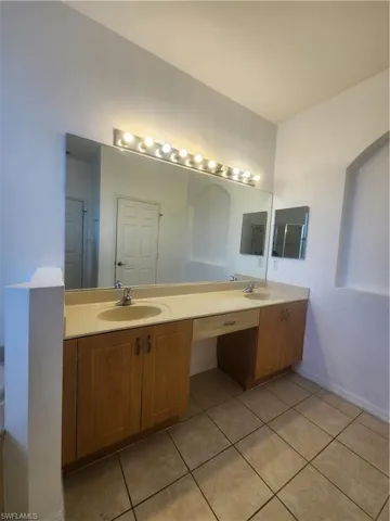14732  Sutherland  AVE, Naples, FL 34120