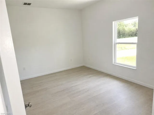 608 Kleinart Dr, Lehigh Acres, Florida 33972