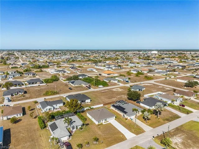 1618 7th Ave, Cape Coral, Florida 33993