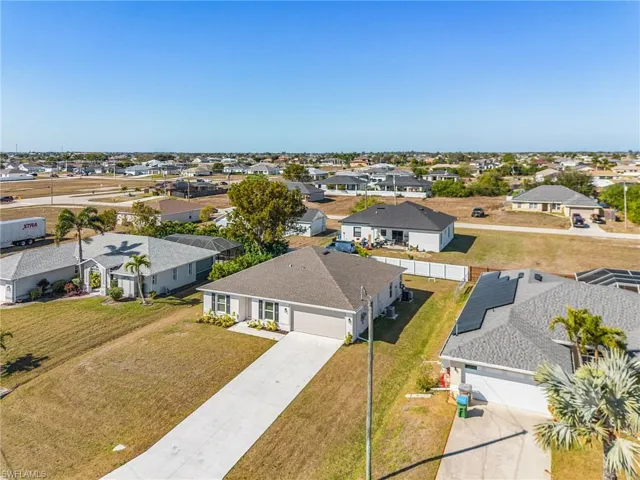 1618 7th Ave, Cape Coral, Florida 33993