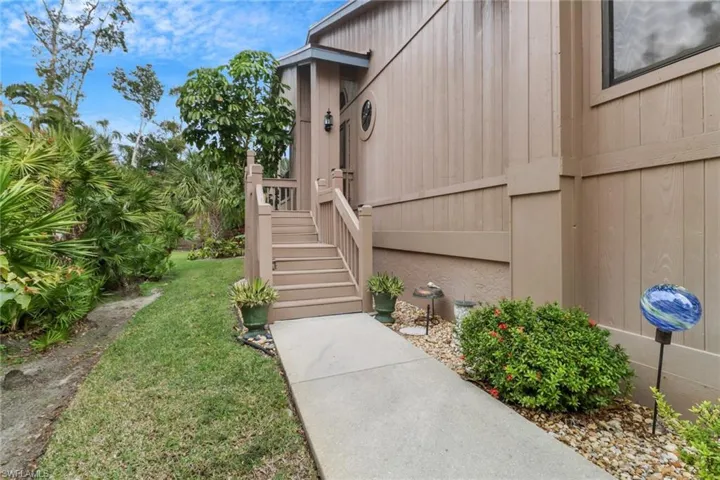 Side entry to property