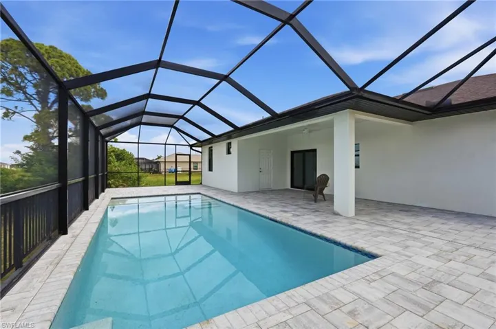 2210 Nw 9th Ave, Cape Coral, Florida 33993