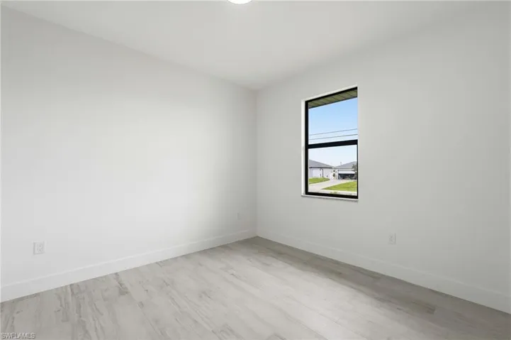 2210 Nw 9th Ave, Cape Coral, Florida 33993