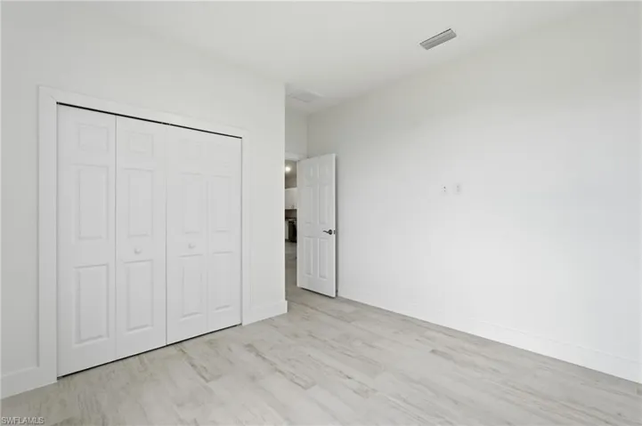 2210 Nw 9th Ave, Cape Coral, Florida 33993