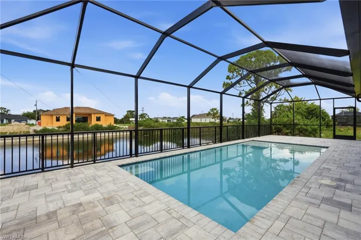2210 Nw 9th Ave, Cape Coral, Florida 33993