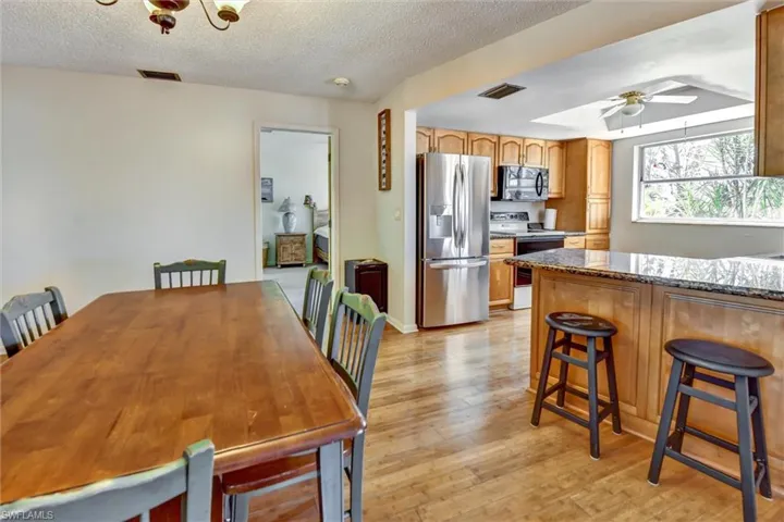 148 Kamal PKWY, CAPE CORAL FL 33904