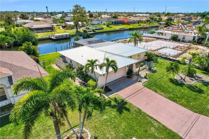 148 Kamal PKWY, CAPE CORAL FL 33904