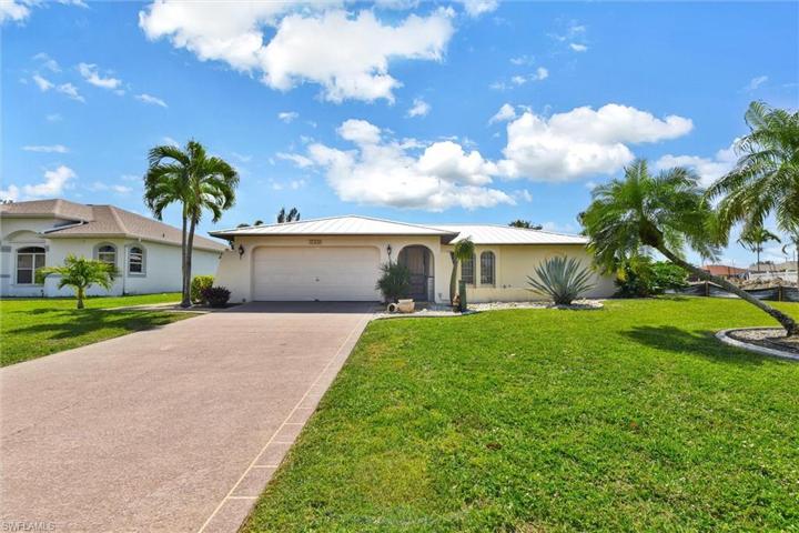 148 Kamal PKWY, CAPE CORAL FL 33904