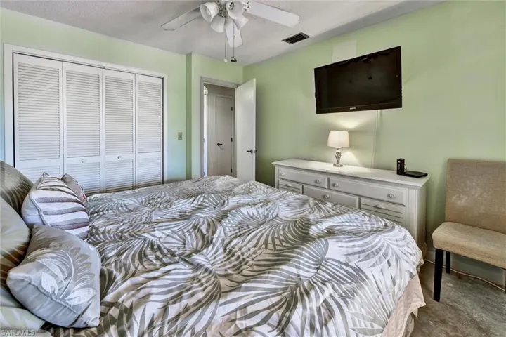148 Kamal PKWY, CAPE CORAL FL 33904