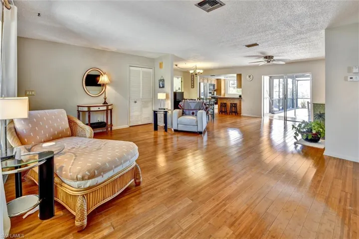 148 Kamal PKWY, CAPE CORAL FL 33904