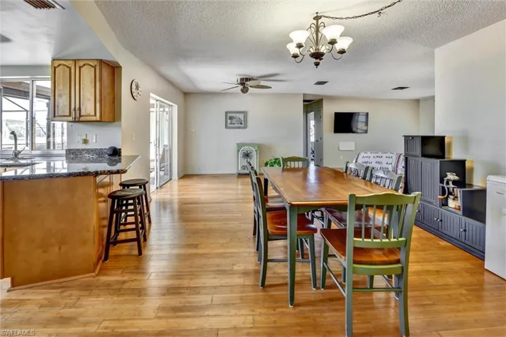 148 Kamal PKWY, CAPE CORAL FL 33904