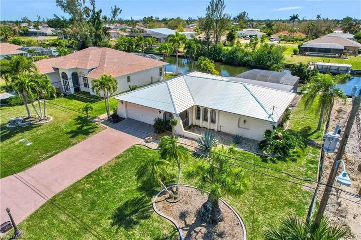 148 Kamal PKWY, CAPE CORAL FL 33904