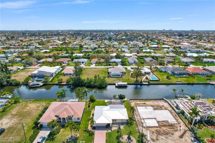 148 Kamal PKWY, CAPE CORAL FL 33904