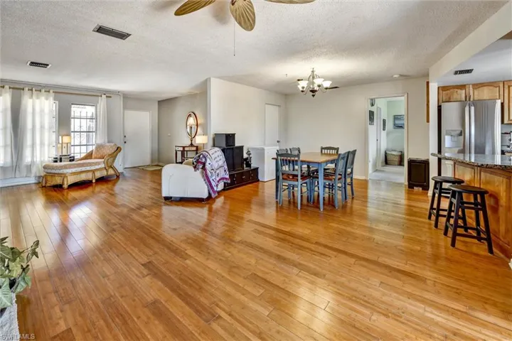 148 Kamal PKWY, CAPE CORAL FL 33904