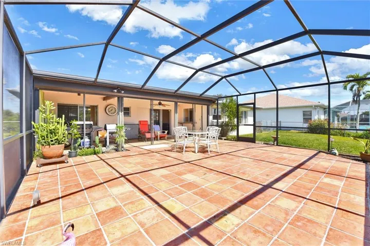 148 Kamal PKWY, CAPE CORAL FL 33904