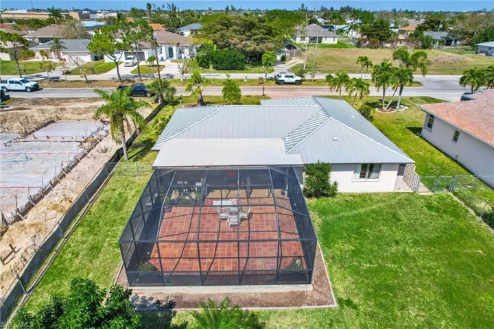 148 Kamal PKWY, CAPE CORAL FL 33904