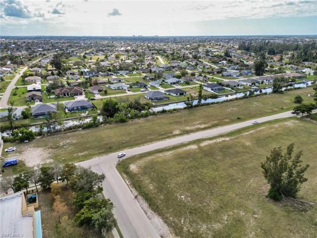 1406 SW 4th  ST, CAPE CORAL, FL 33991