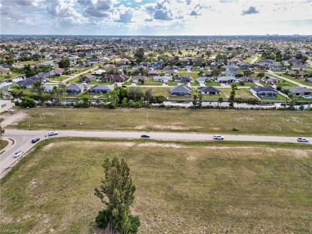 1406 SW 4th  ST, CAPE CORAL, FL 33991