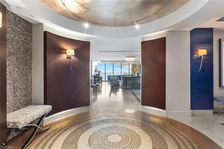 11125 Gulf Shore Dr # 701, Naples, Florida 34108