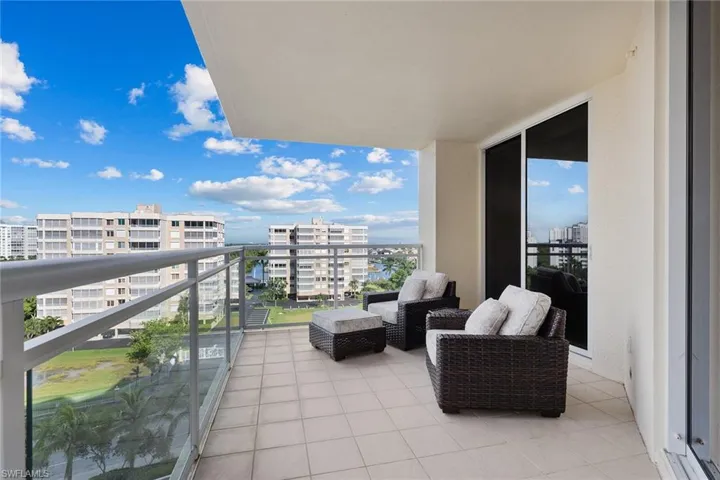 11125 Gulf Shore Dr # 701, Naples, Florida 34108