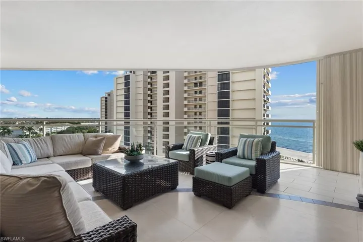 11125 Gulf Shore Dr # 701, Naples, Florida 34108