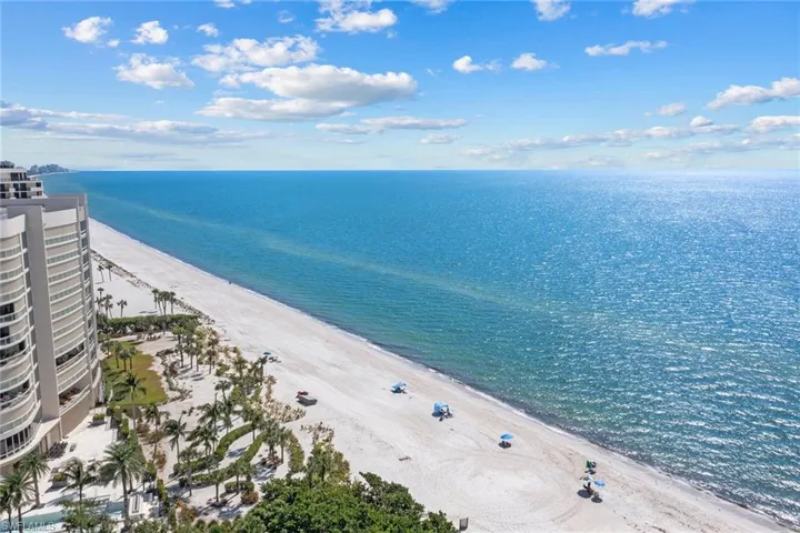11125 Gulf Shore Dr # 701, Naples, Florida 34108