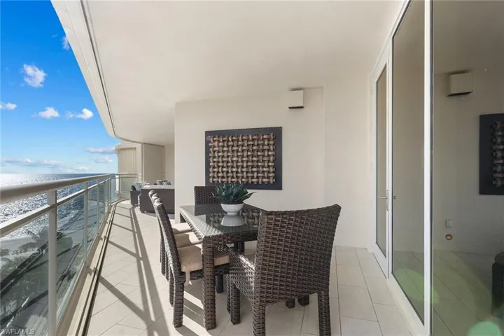 11125 Gulf Shore Dr # 701, Naples, Florida 34108