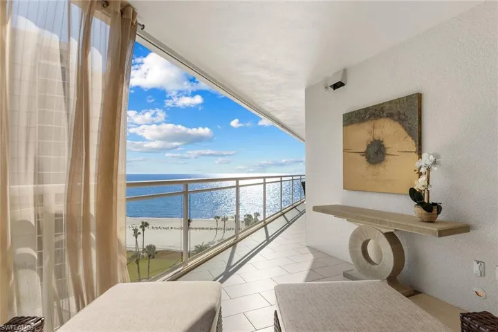 11125 Gulf Shore Dr # 701, Naples, Florida 34108
