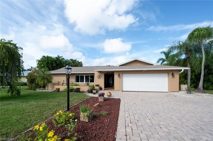 5531 Cognac Drive Fort Myers, FL 33919