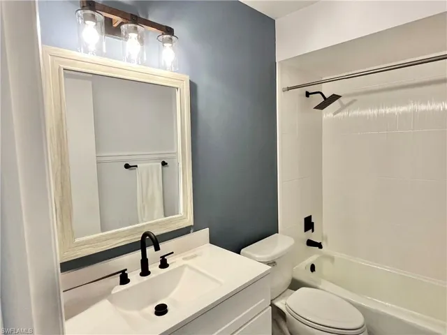 7084 E Brandywine Cir, Fort Myers, Florida 33919