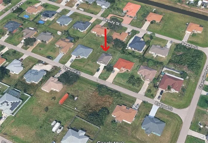 Aerial map of property and surrounding area