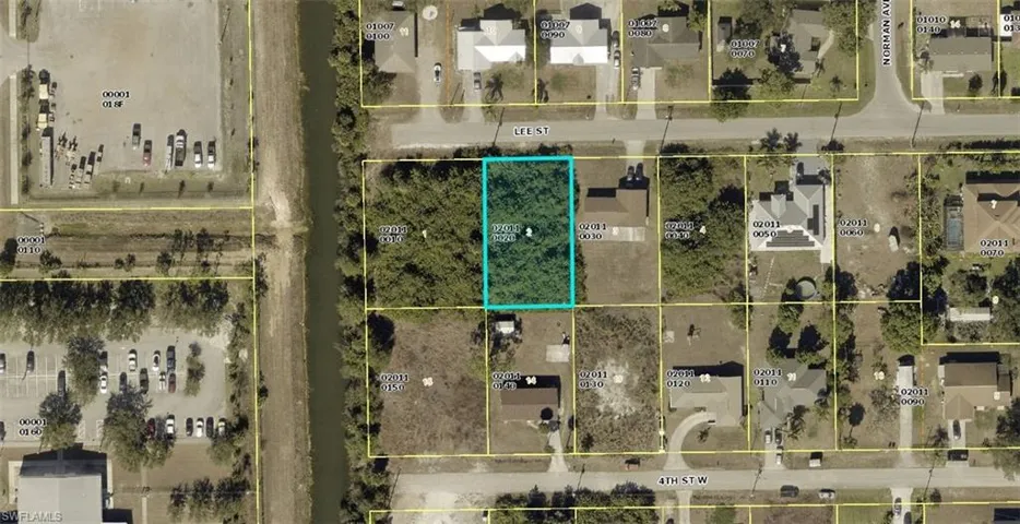 5411 Lee St, Lehigh Acres, Florida 33971