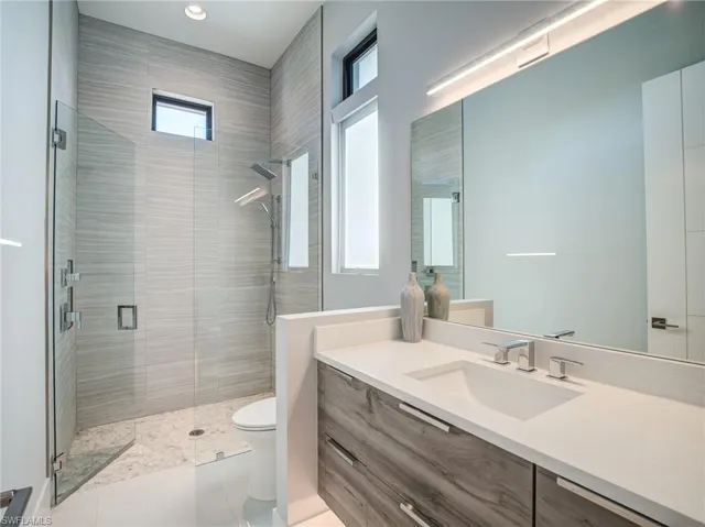 841 San Carlos Dr, Fort Myers Beach, Florida 33931