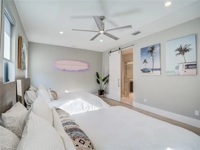 841 San Carlos Dr, Fort Myers Beach, Florida 33931