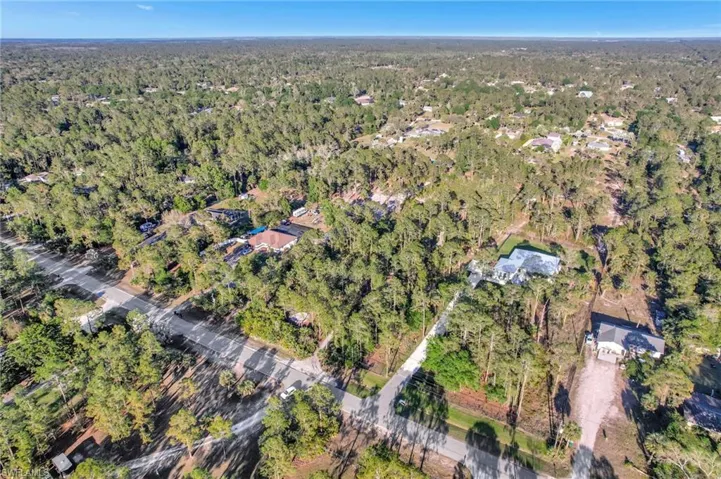 Birds eye view of property