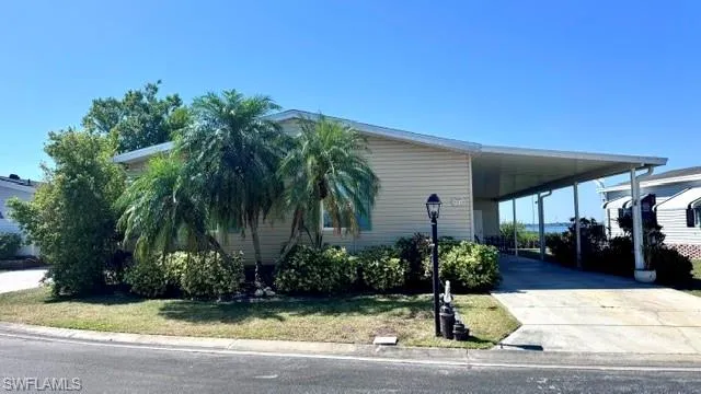 5548  Adam  DR, North Fort Myers, FL 33917