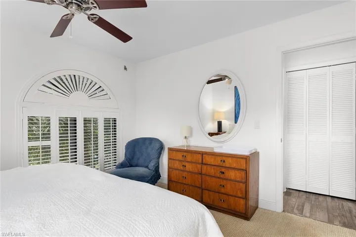 3360  10th N ST, Naples, FL 34103
