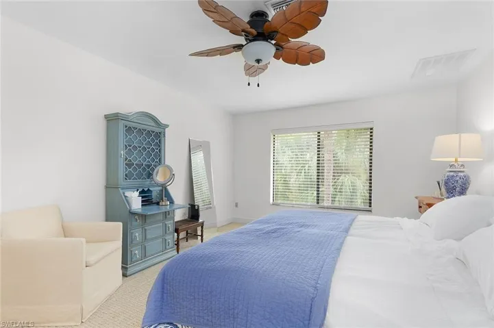 3360  10th N ST, Naples, FL 34103