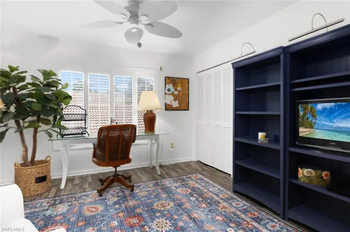 3360  10th N ST, Naples, FL 34103