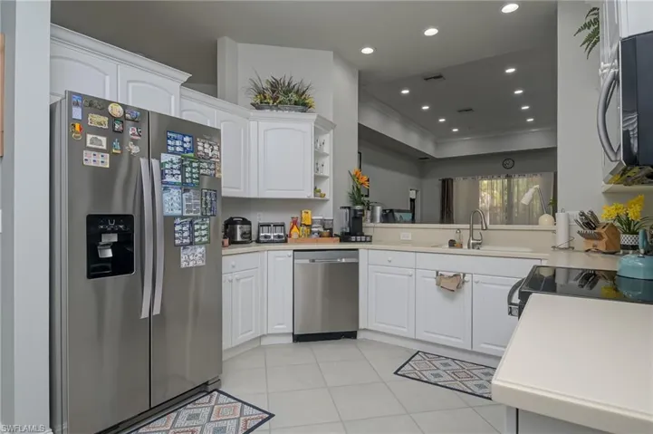 8116  Sanctuary  DR, Naples, FL 34104